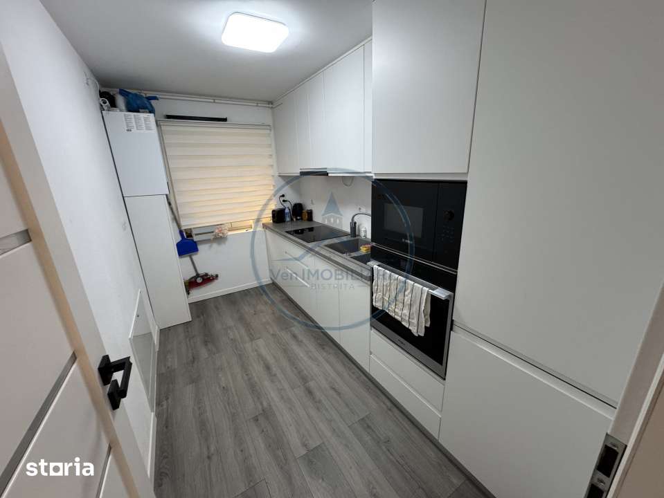 Apartament cu 3 camere de vanzare in Nasaud - zona centrala, parter — fotografia 1