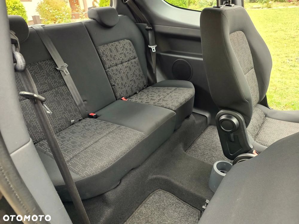 Mitsubishi Colt 1.3 Intense - 17