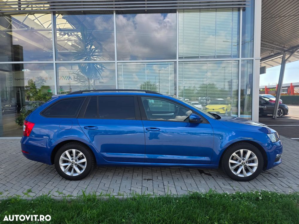 Skoda Octavia 1.6 TDI DSG Ambition - 6