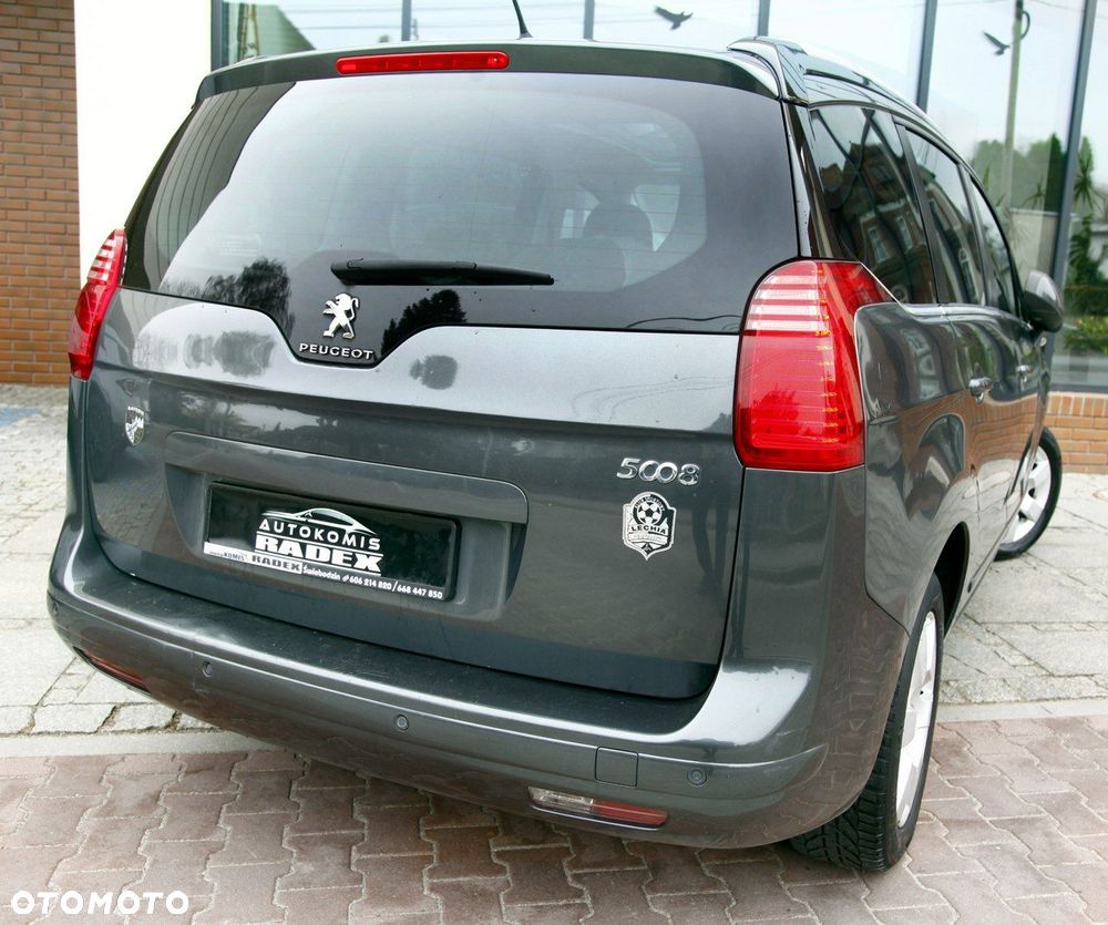 Peugeot 5008 - 29