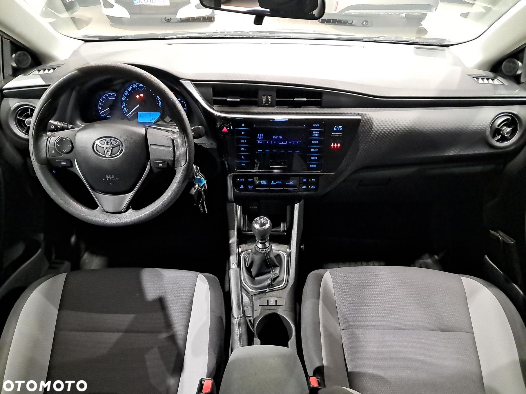 Toyota Auris 1.33 VVT-i Active - 12