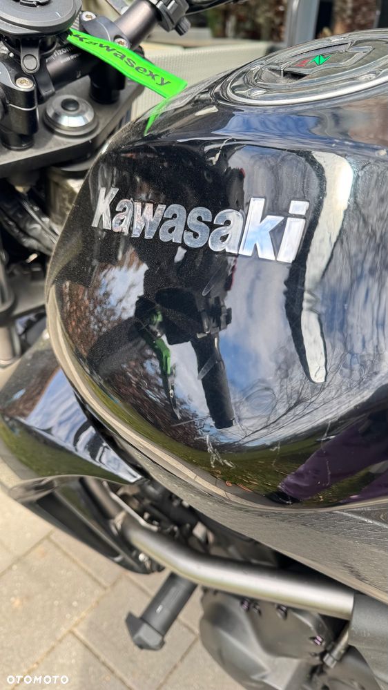 Kawasaki ER - 9
