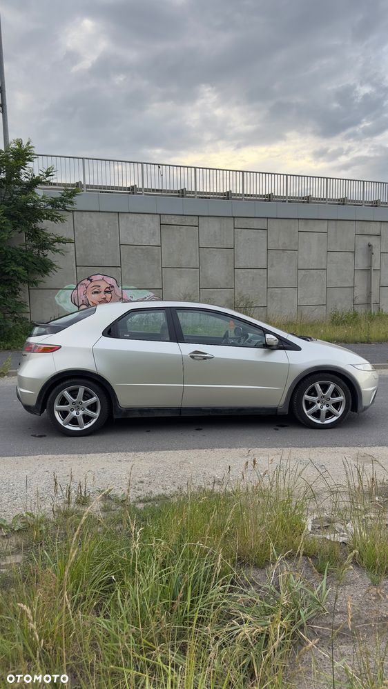 Honda Civic 2.2i-CTDi Executive NAVI - 6