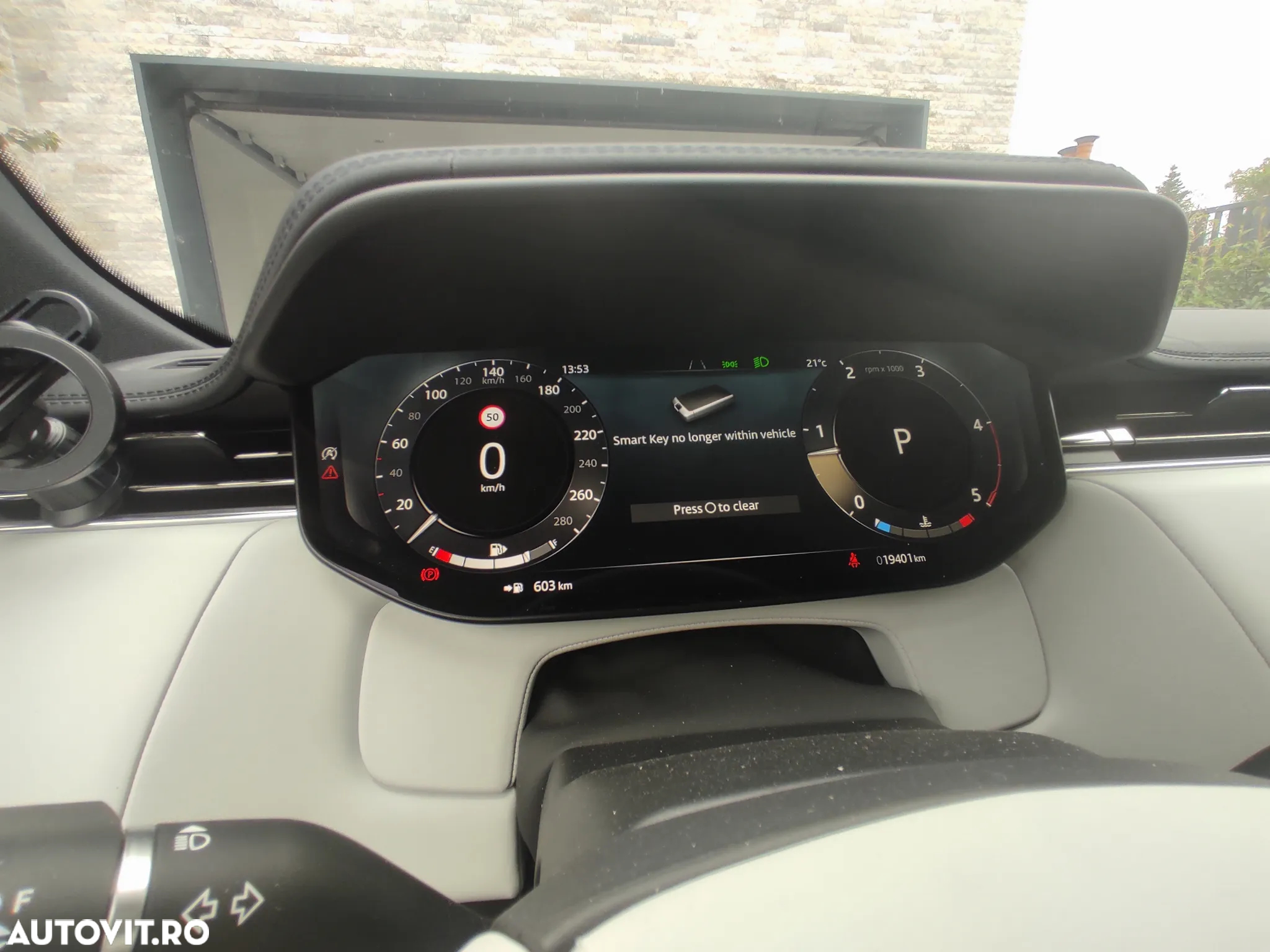 Land Rover Range Rover Sport 3.0 I6 D250 MHEV Dynamic SE - 13