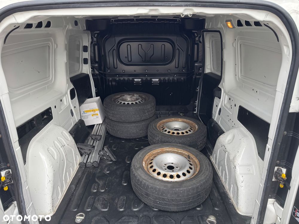 Fiat Doblo - 17