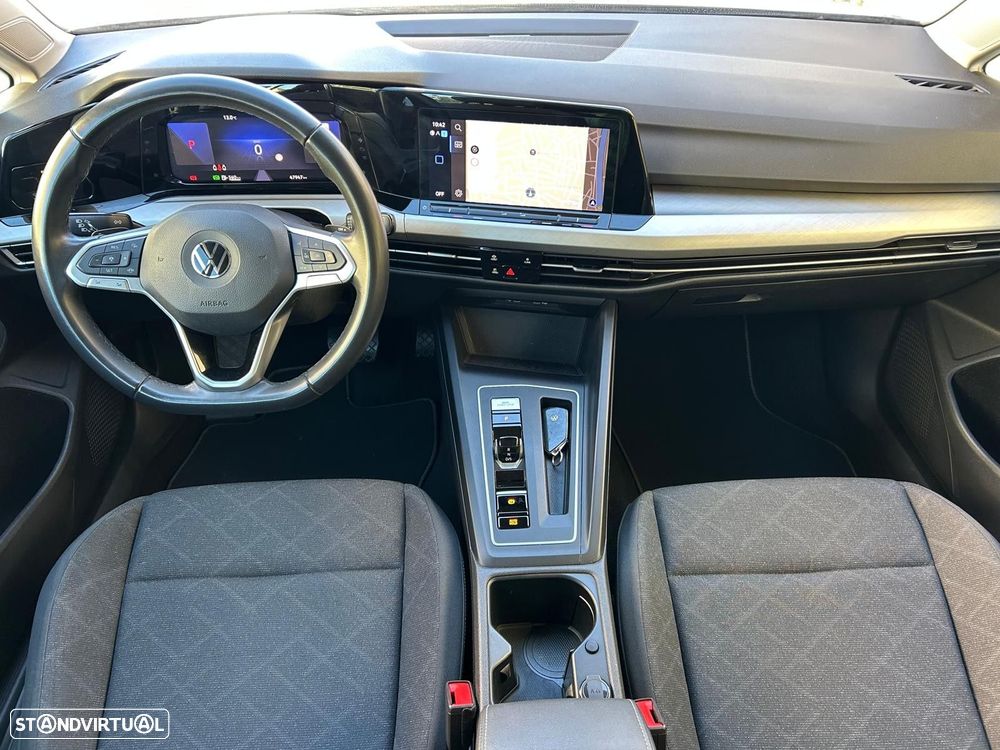 VW Golf 1.0 eTSI Life DSG - 7