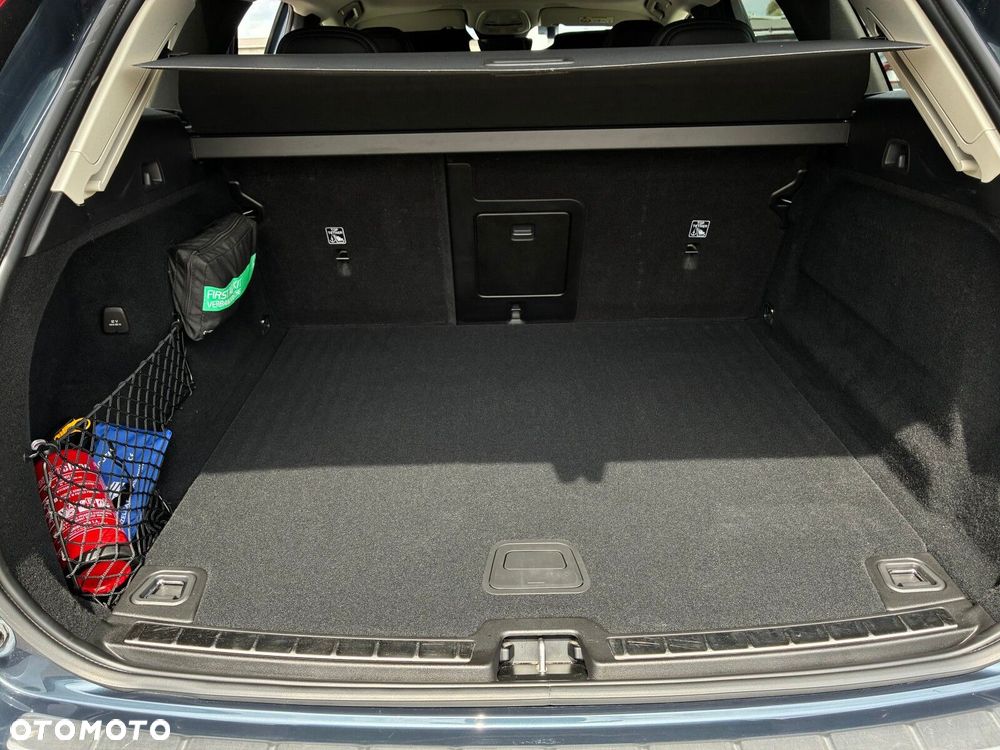 Volvo XC 60 B4 B Momentum - 36