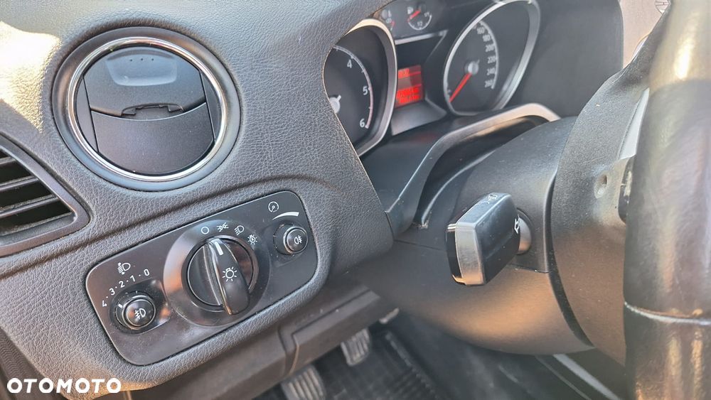 Ford Galaxy 2.0 TDCi Ghia - 9