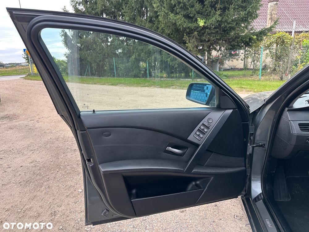 BMW Seria 5 - 13