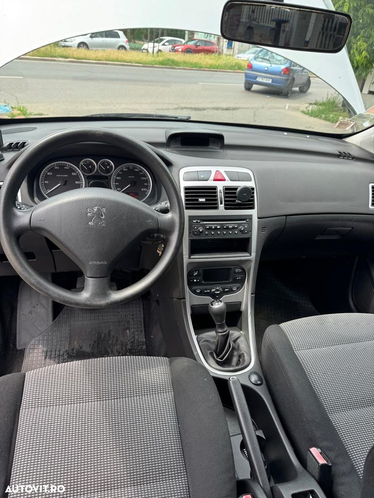 Peugeot 307 1.6 XT Premium - 10