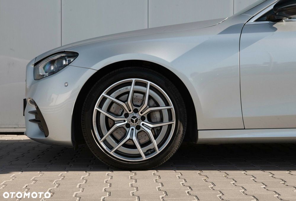 Mercedes-Benz Klasa E - 14