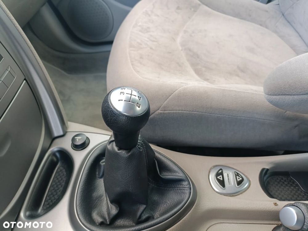 Citroën C5 1.8i 16V Dynamique - 25