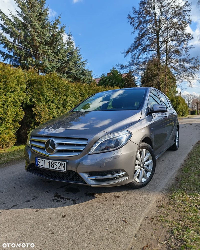 Mercedes-Benz Klasa B 180 BlueEFFICIENCY Edition Style - 1