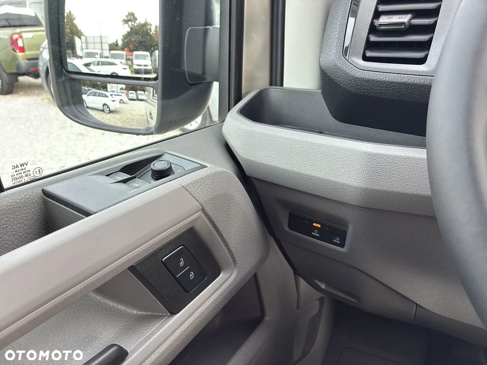 Volkswagen Crafter 35 Furgon AUTOMAT/L4H3, 2.0BiTDI 177KM, 4490mm, Wysoki dach, r.o. 4490 - 24
