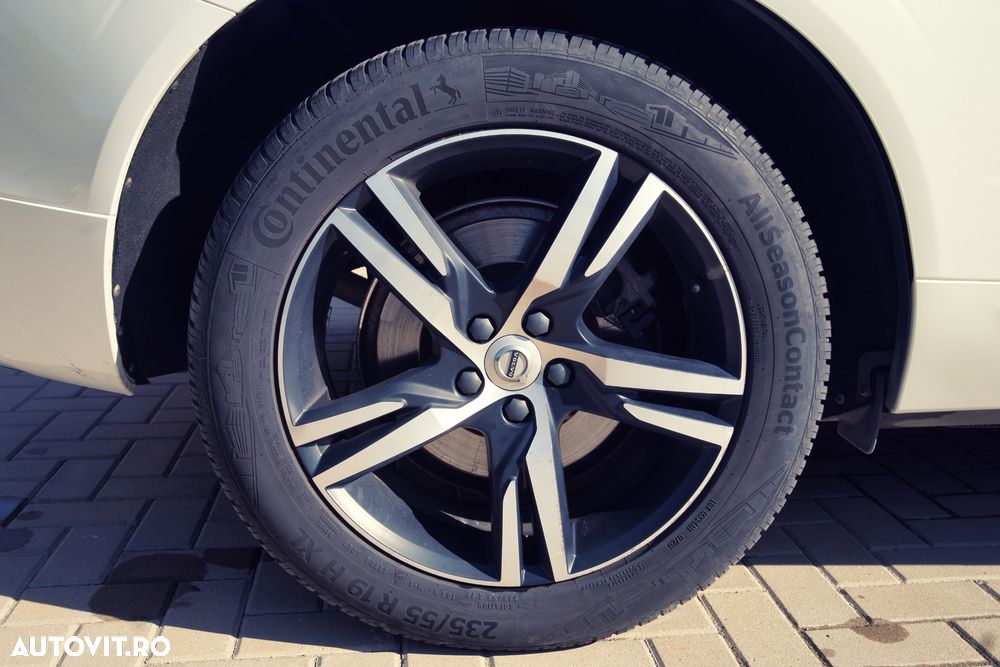 Volvo XC 60 D5 AWD Inscription - 13