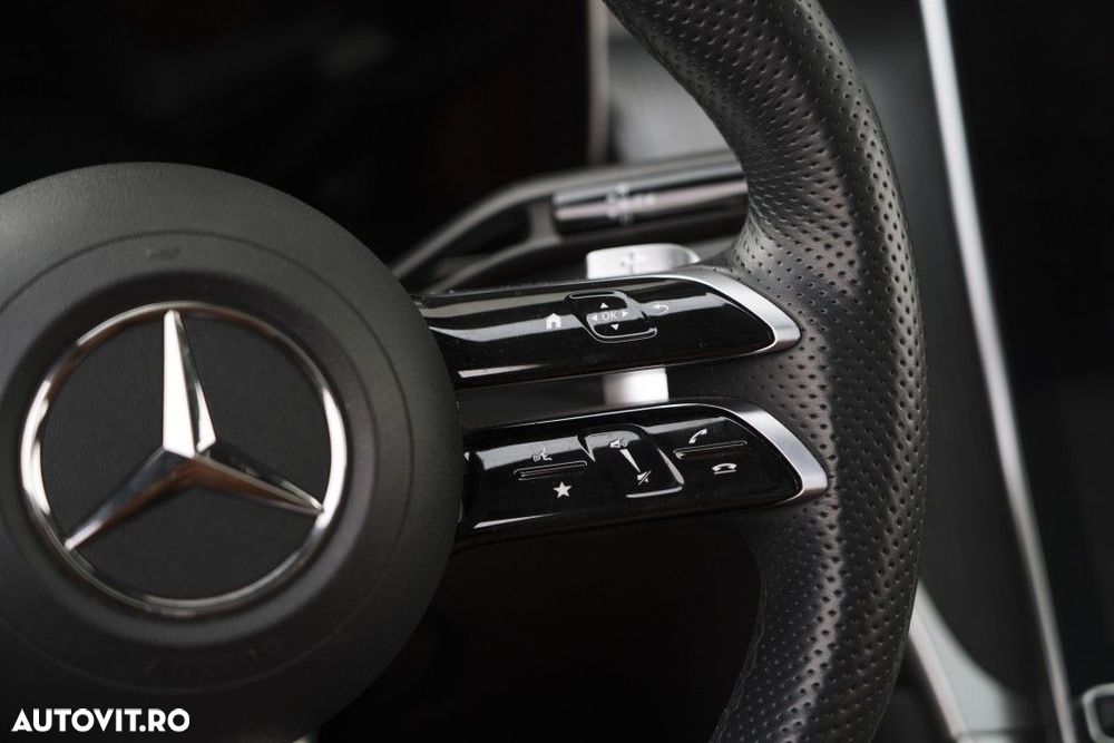 Mercedes-Benz GLC - 24