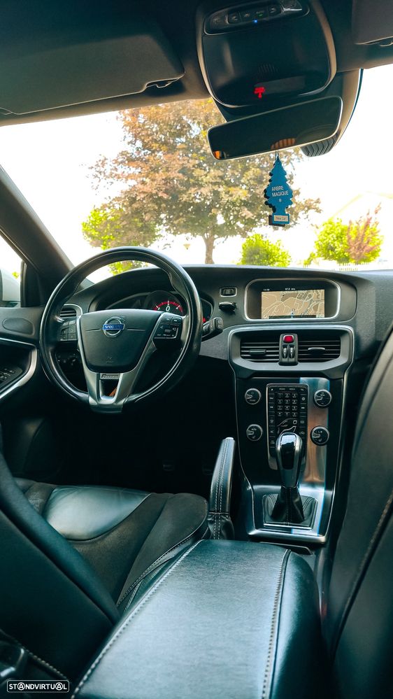 Volvo V40 D2 RDesign - 14