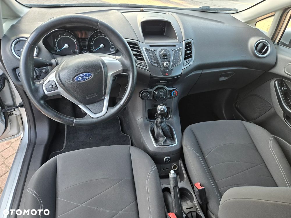 Ford Fiesta 1.4 Champions Edition - 13