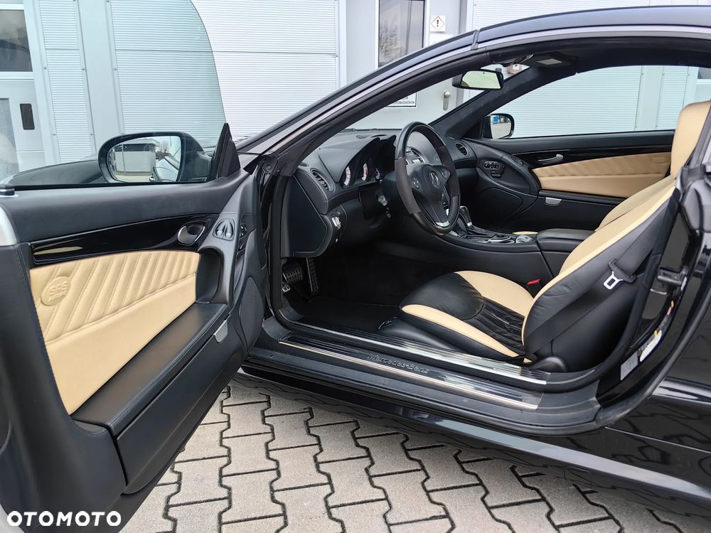Mercedes-Benz SL - 25