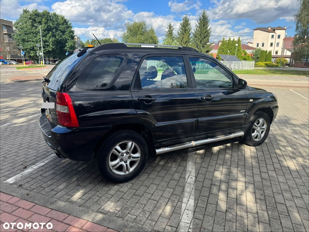 Kia Sportage 2.0 CRDi Tour - 4
