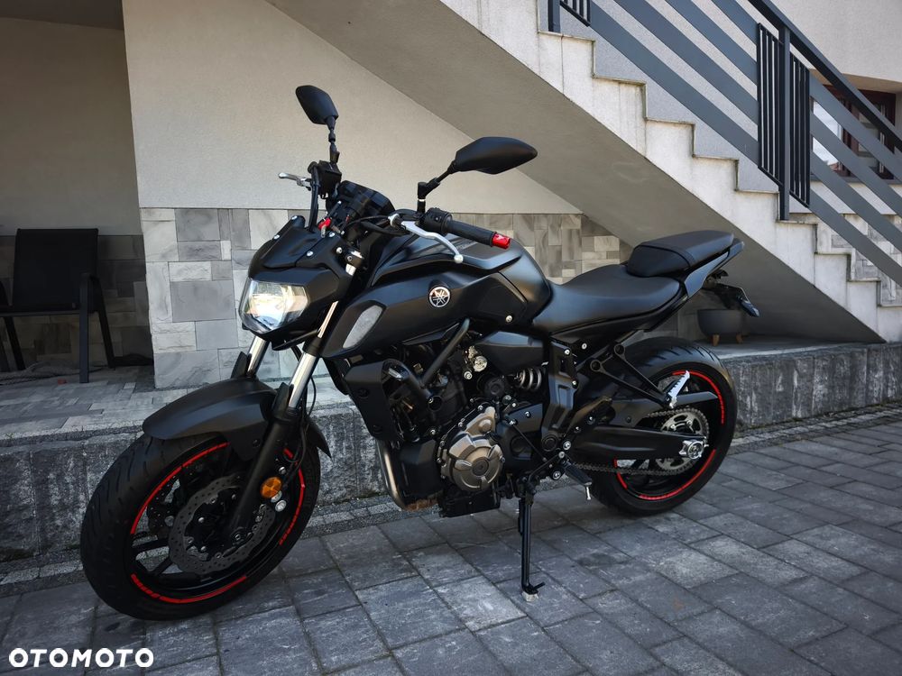 Yamaha MT - 4