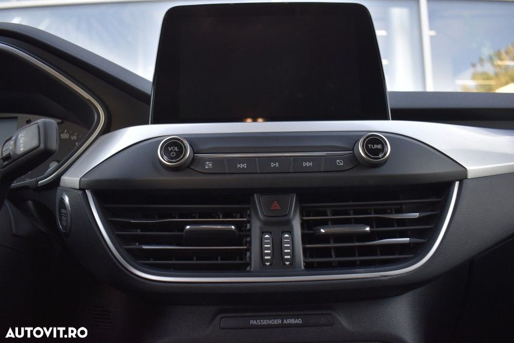 FORD Focus 2020 — imagine 25