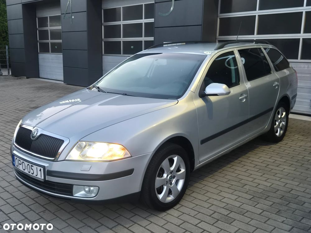 Skoda Octavia 2.0 TDI Elegance DSG - 7