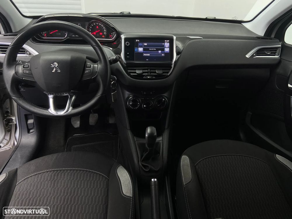 Peugeot 208 1.2 PureTech Style - 12