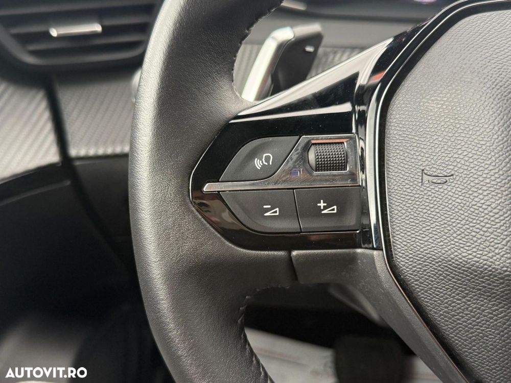 Peugeot 2008 1.2L PureTech 130 S&S EAT8 Allure - 20