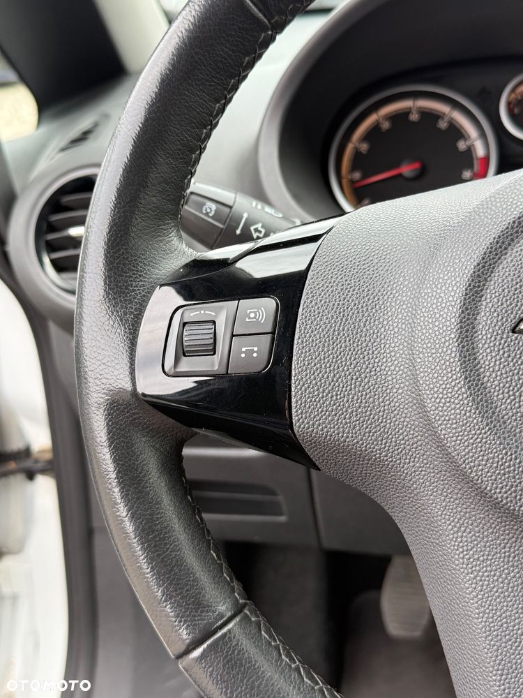 Opel Corsa 1.2 16V 111 - 19