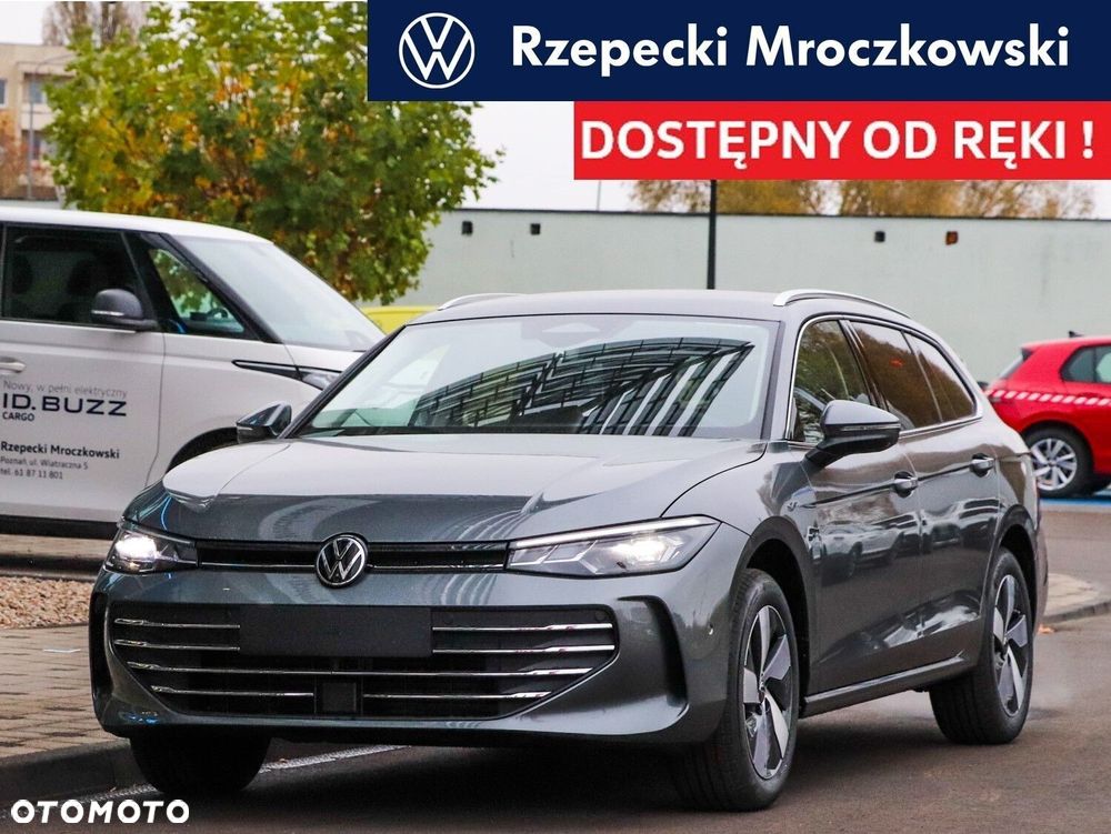 Volkswagen Passat - 1