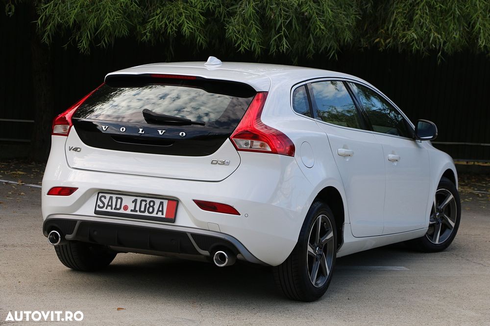 Volvo V40 D3 Aut. R-Design - 3