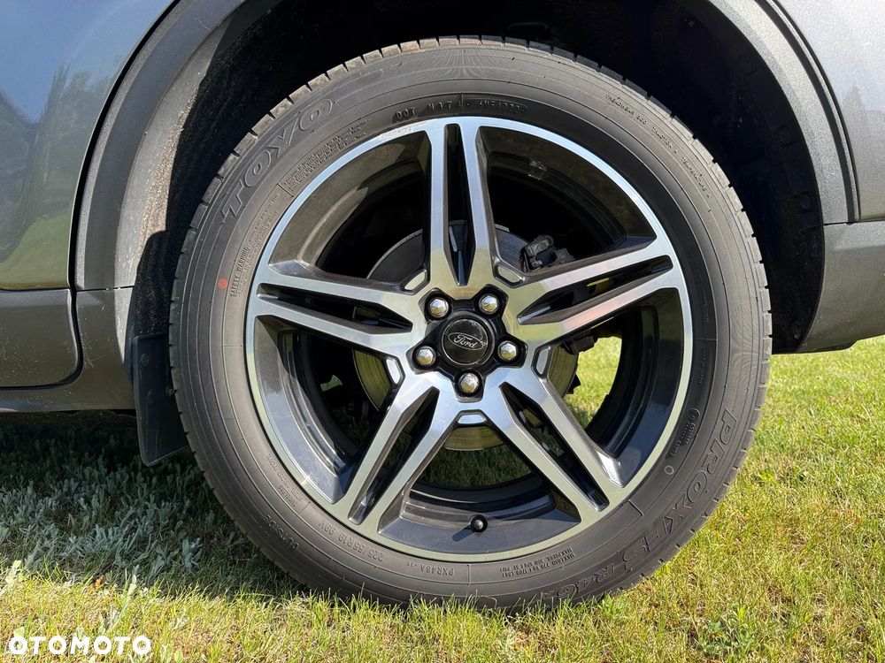 Ford Kuga 2.5 FHEV AWD Titanium - 23