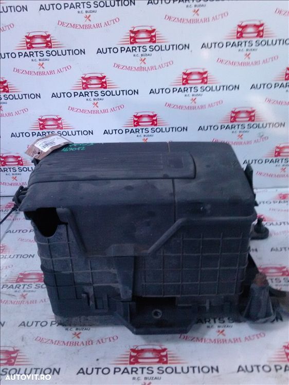 carcasa baterie volkswagen passat b7 1.6 tdi an fabr. 2012 - 1