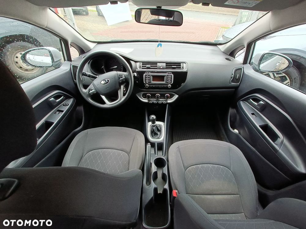 Kia Rio 1.2 M - 14