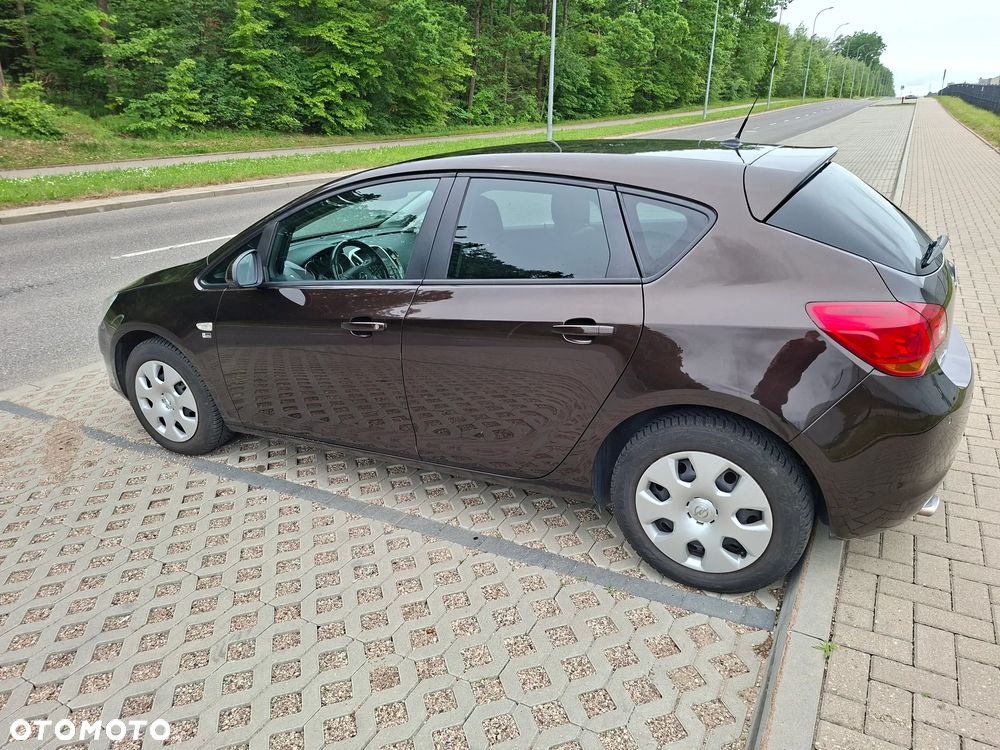 Opel Astra 1.4 Turbo 150 Jahre - 1