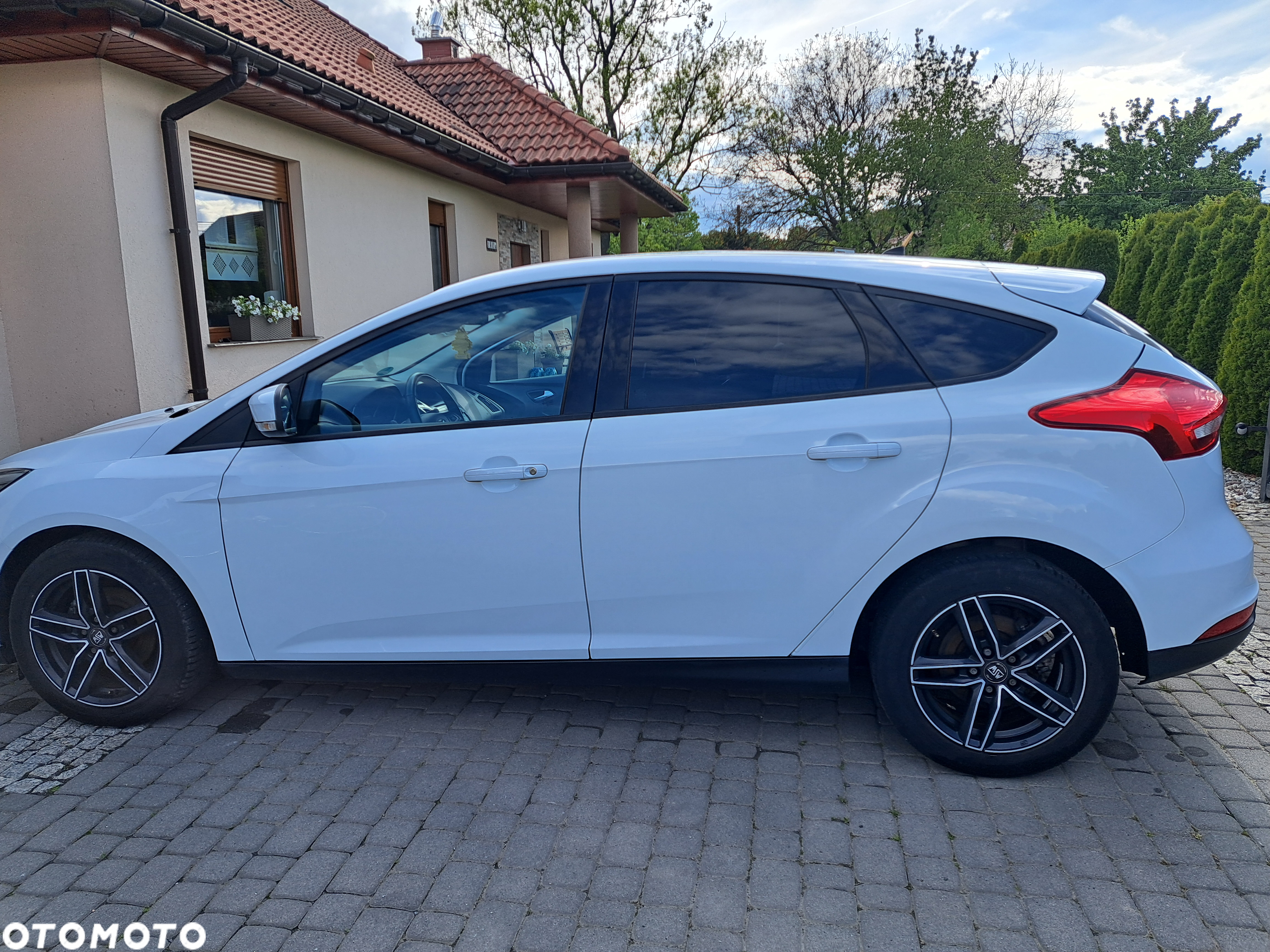 Ford Focus 1.0 EcoBoost Trend - 15
