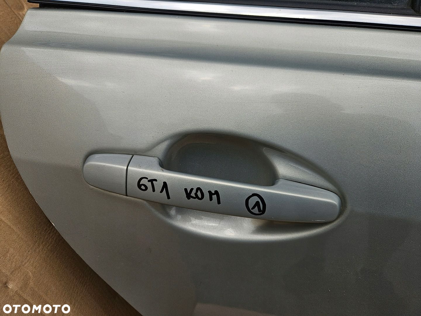 TOYOTA AVENSIS T25 03-08 KOMBI DRZWI PRAWY TYŁ 6T1 - 4