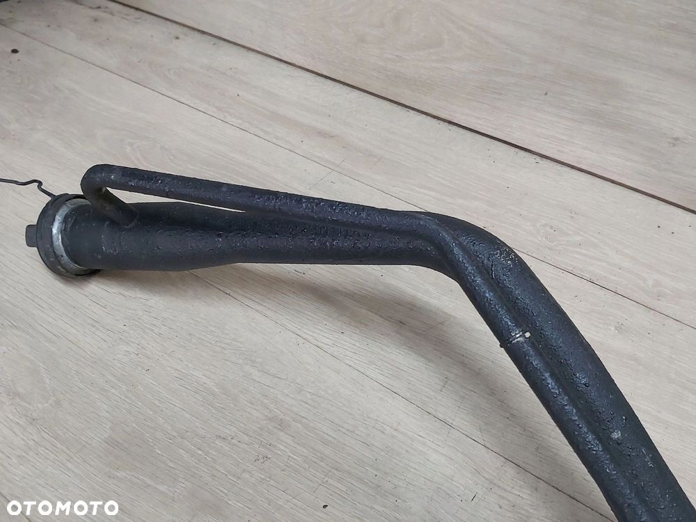 Toyota Auris I 2006 - 2012 wlew paliwa benzyna rura wlewu ORYGINAŁ - 6