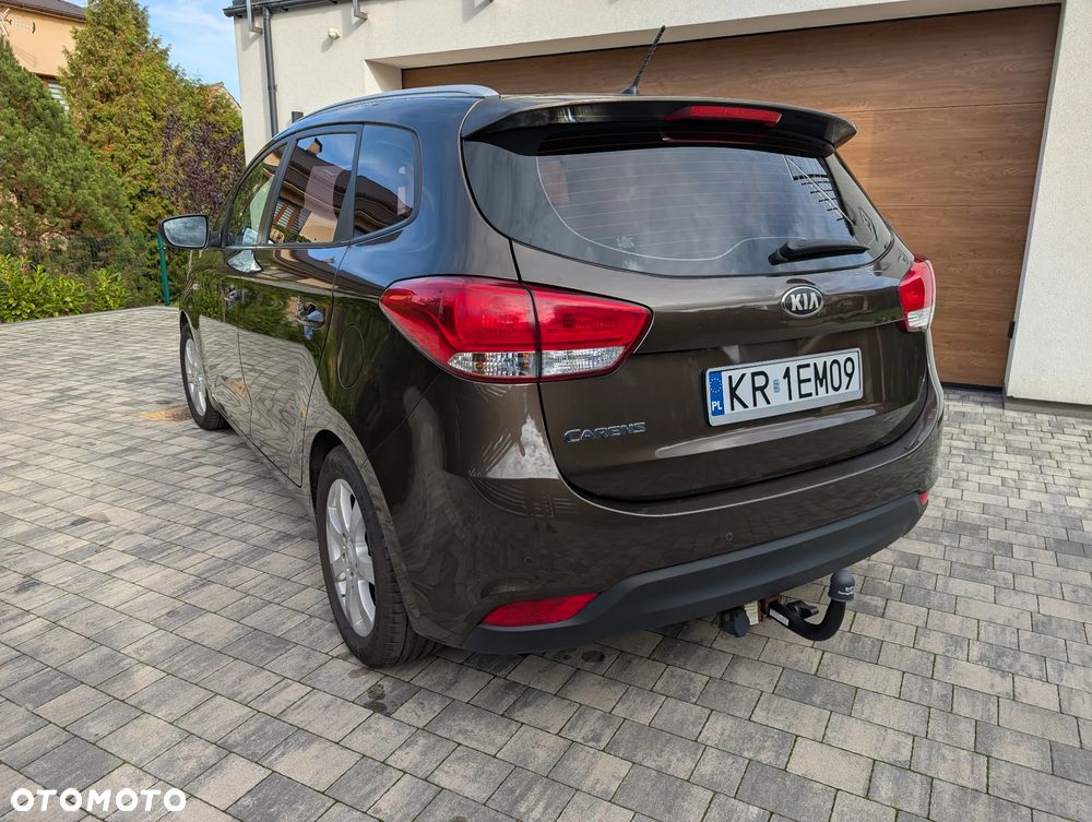 Kia Carens 1.6 GDI Edition 7 - 11