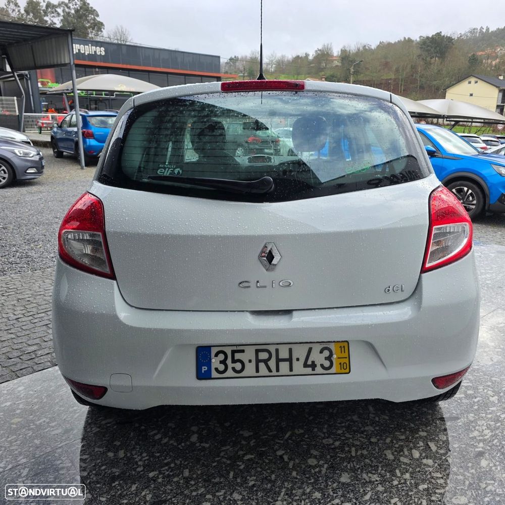 Renault Clio 1.5 dCi Dynamique S - 10