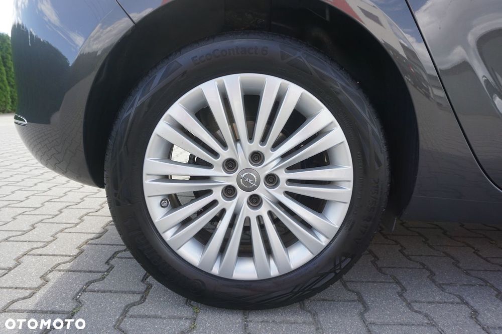 Opel Astra 1.4 Turbo - 28