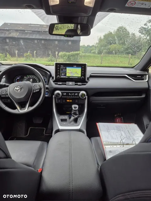Toyota RAV4 - 12