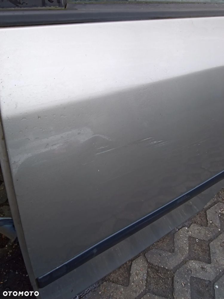 Drzwi tył Skoda Fabia II 2 hatchback 9202 - 5