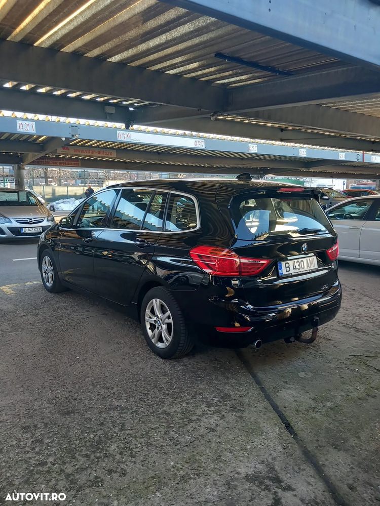 BMW Seria 2 218d Sport-Aut. Sport Line - 26