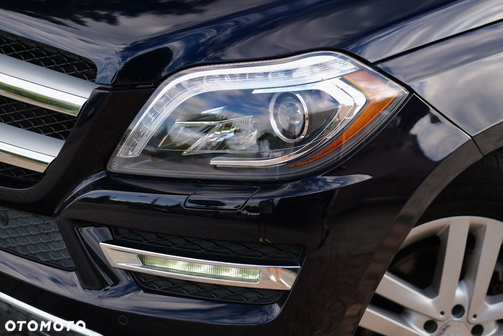 Mercedes-Benz GL 450 - 33