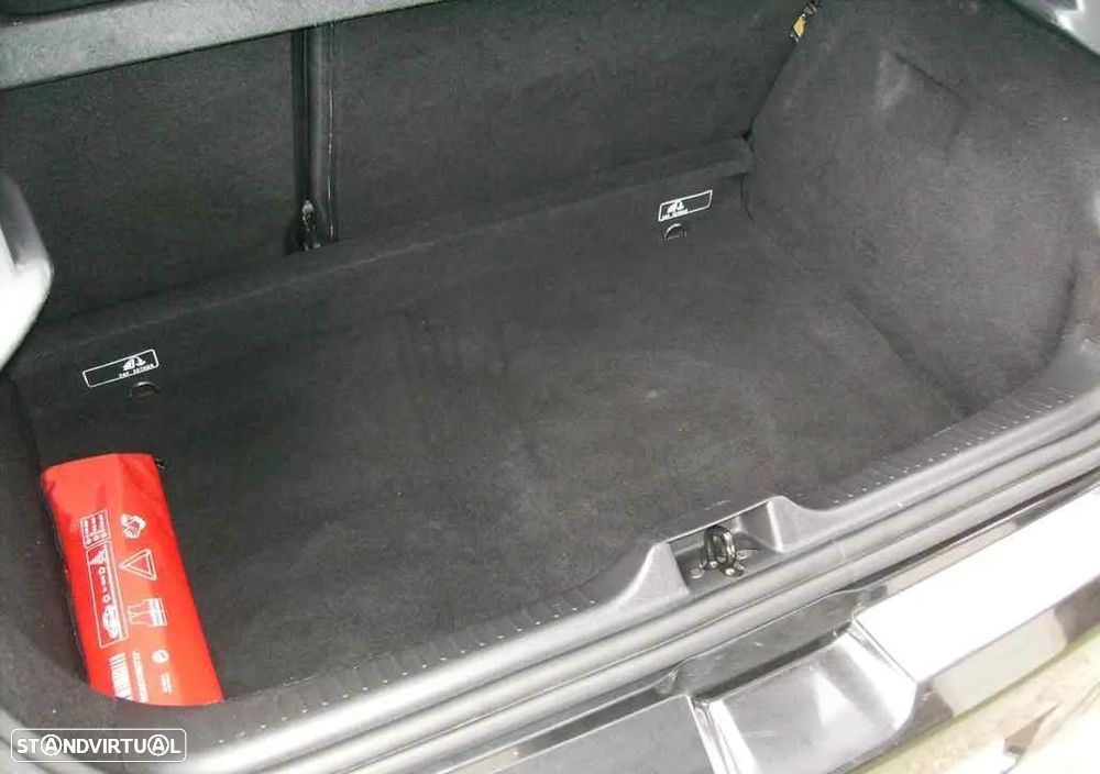 Renault Clio 0.9 TCE Limited - 40