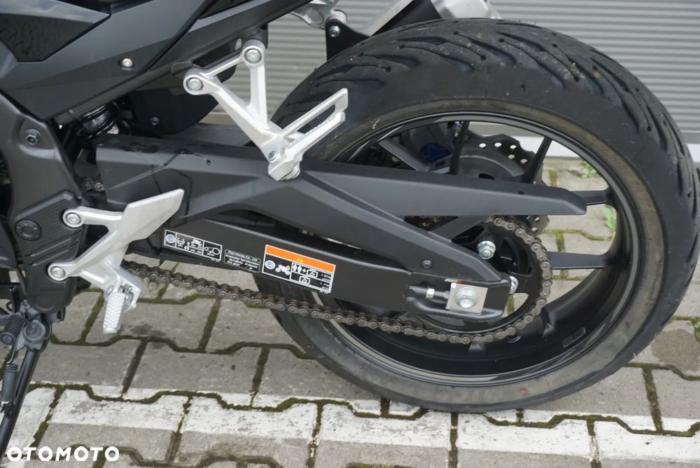 Honda CB - 24