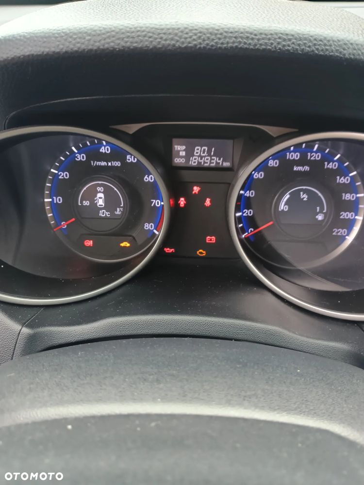 Hyundai ix35 - 22