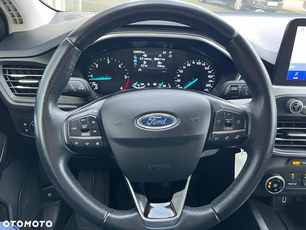 Ford Focus 1.5 TDCi Trend - 6